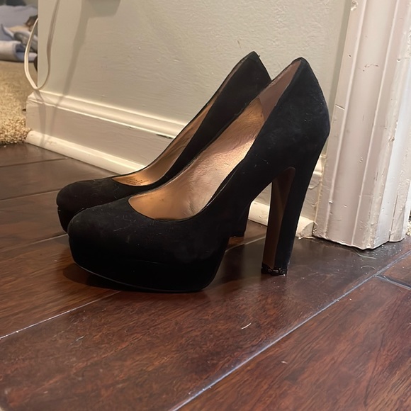 Black Velvet platform heels BCBG - Picture 1 of 1